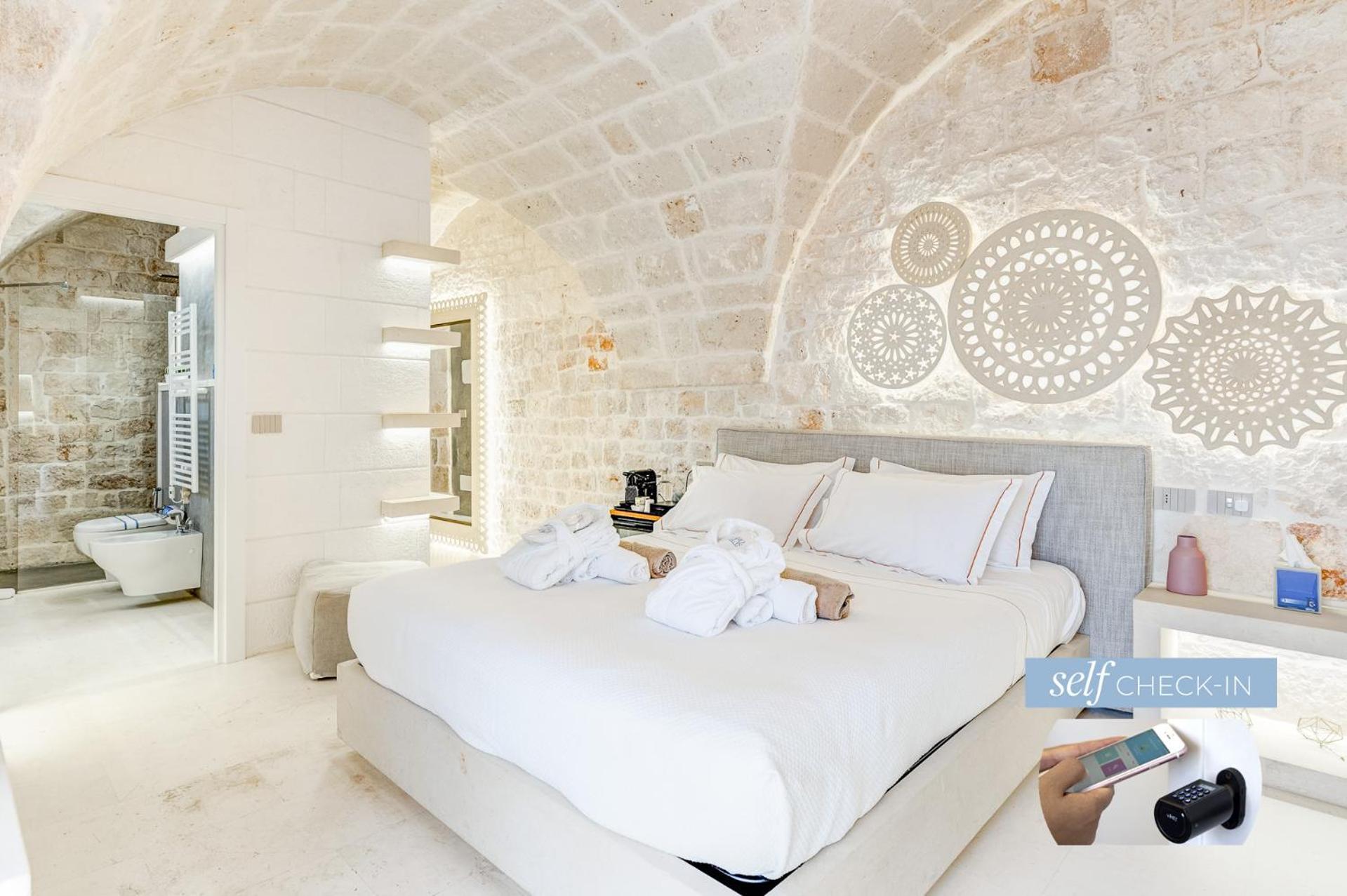 Vico Bianco Raro Smart Rooms Collection ออสตูนี ภายนอก รูปภาพ