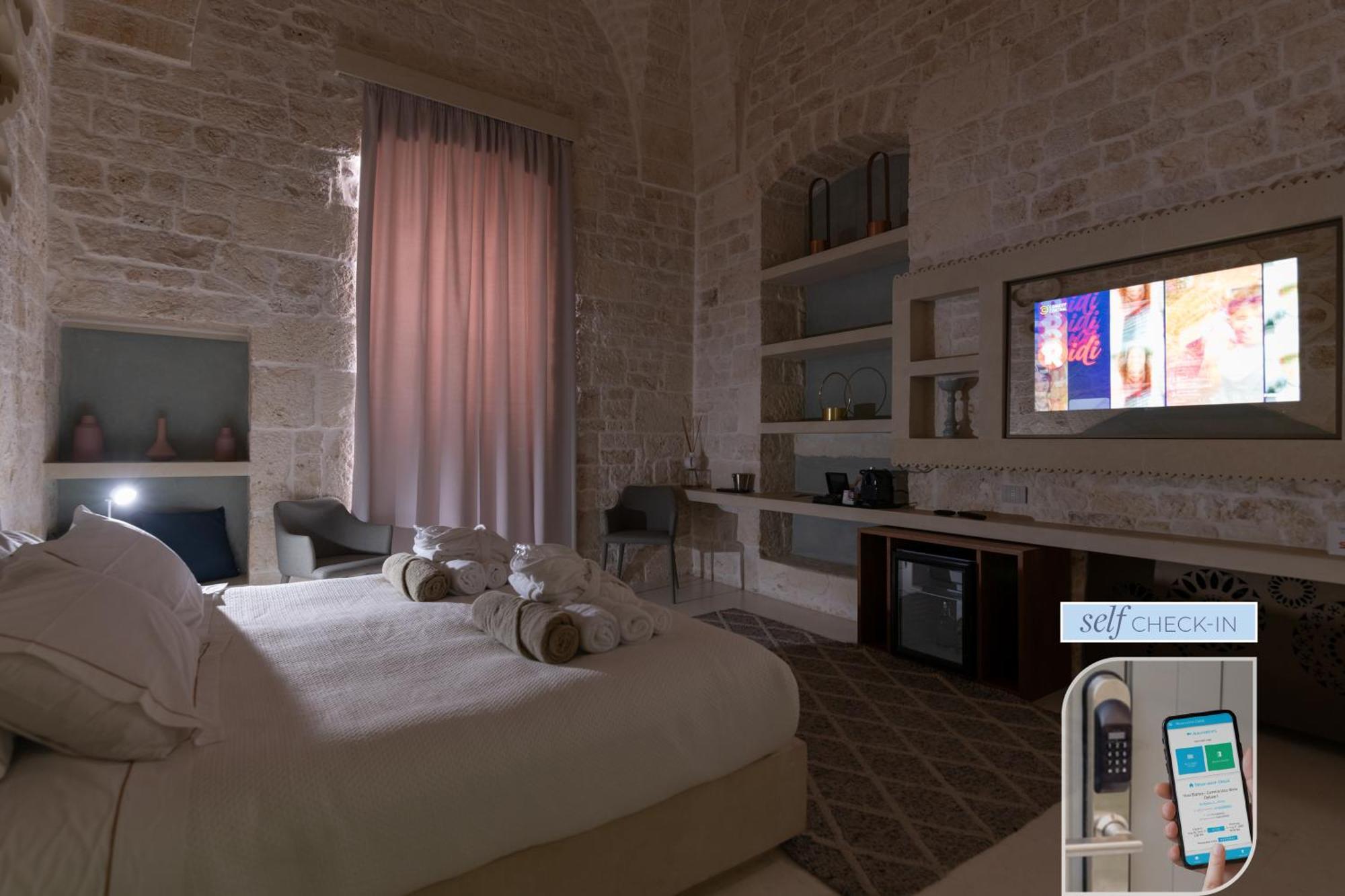 Vico Bianco Raro Smart Rooms Collection ออสตูนี ภายนอก รูปภาพ